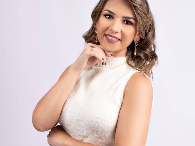 Retrato Corporativo de Dra. Maria Monique