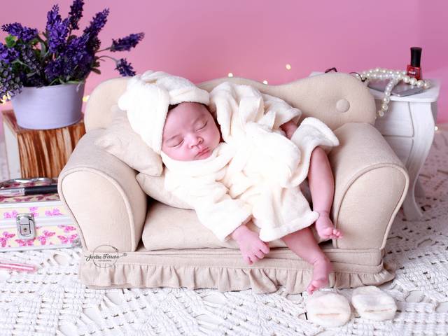 Newborn de Ensaio fotográfico  de Newborn da Bela, com 16 dias, ( recém-nascida) na região zona Oeste nos bairros: Parque São Domingos, Barra funda, Lapa Vila Leopoldina e Pirituba.