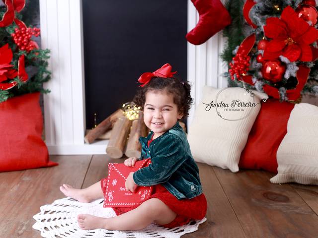 Estúdio de 🎅 Ensaio de Natal 2025 – Cenário Sala de Casa: um Natal cheio de amor e memórias em família em Jaraguá, próximo de Pirituba e Freguesia do Ó