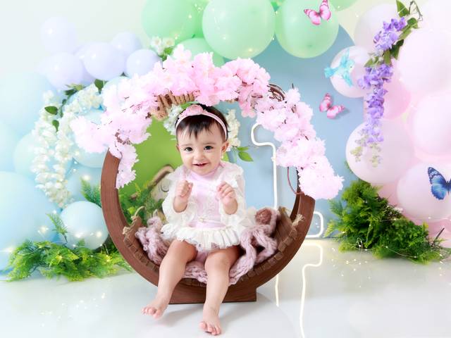 Smash The Cake de Ensaio de um aninho com bolo em São Paulo- Estúdio para Smash The Cake.