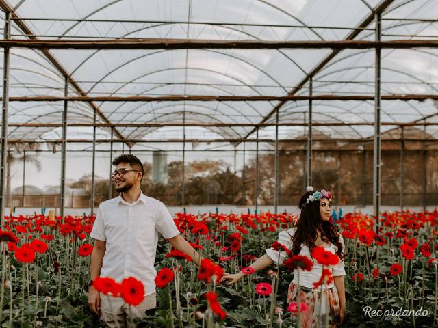 Pré Casamentos  de Pré Casamento | Jéssica e Vitor | Holambra - SP
