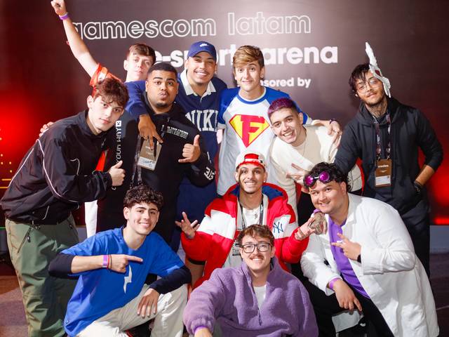 Cobertura Fotográfica  de Creative Squad na GamesCom