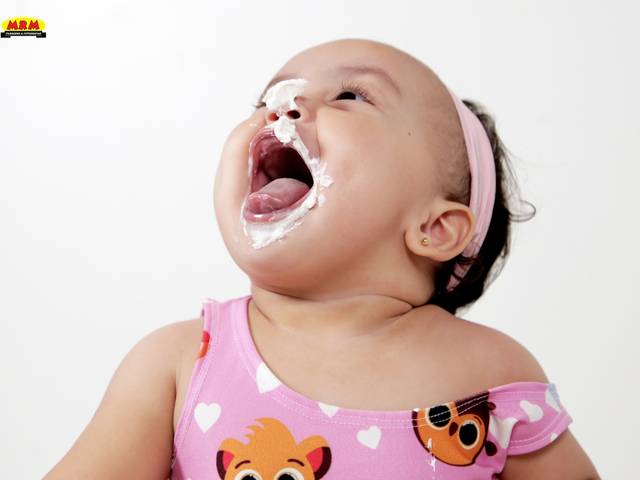 ACOMPANHAMENTO MENSAL de REBECA 1 ANO