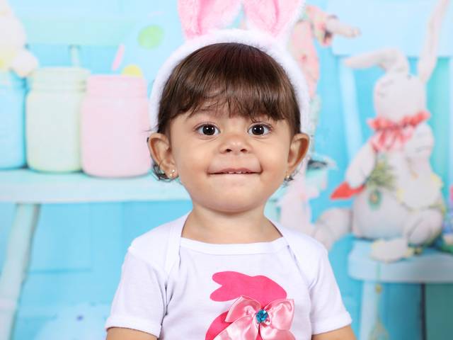 ENSAIO FOTOGRÁFICO  de AURORA FELIZ PÁSCOA