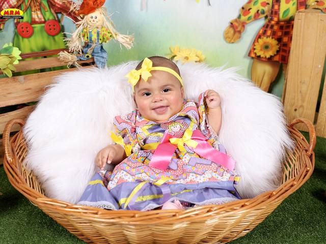 ACOMPANHAMENTO MENSAL de ANTONELLA 5 MESES