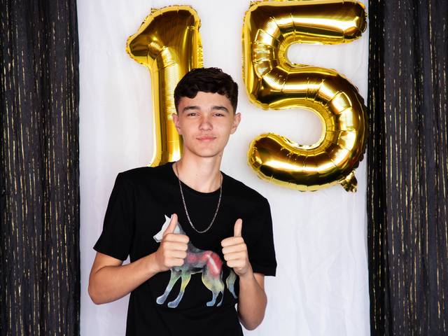 ANIVERSÁRIO de HUGO - 15 ANOS