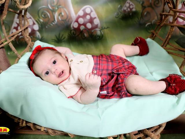 ACOMPANHAMENTO MENSAL de OLÍVIA 2 MESES