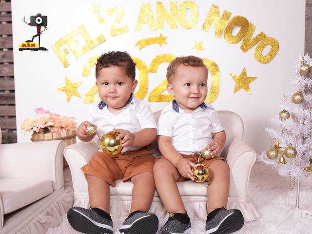 ACOMPANHAMENTO MENSAL de MATHIAS E MIGUEL