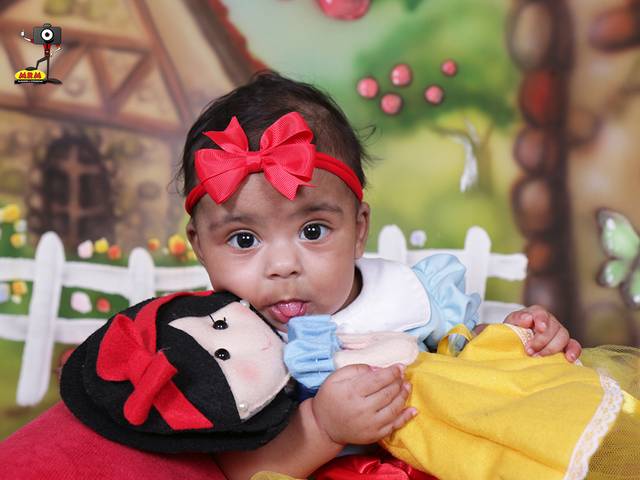 ACOMPANHAMENTO MENSAL de YASMIN 5 MESES