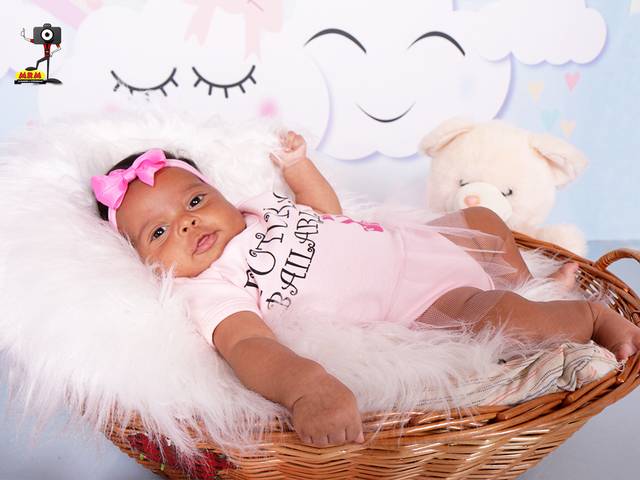 ACOMPANHAMENTO MENSAL de LAURA 1 MÊS