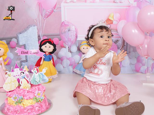 ACOMPANHAMENTO MENSAL de ELOÁ 1 ANO