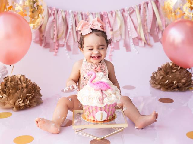 Smash the Cake de Smash the Cake | Flamingo Rosé Gold e Dourado para a Antonella