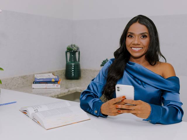 Ensaio Corporativo de Moniele Costa