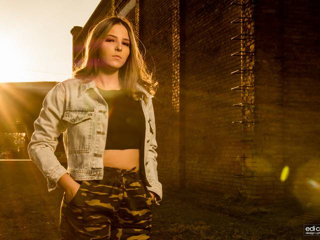 Ensaio 15 anos de Ensaio 15 anos Julia Molina