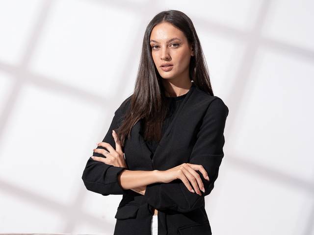 Retratos Corporativos de Thais