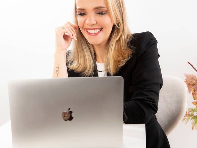 Ensaio Corporativo de Amanda Antonelli