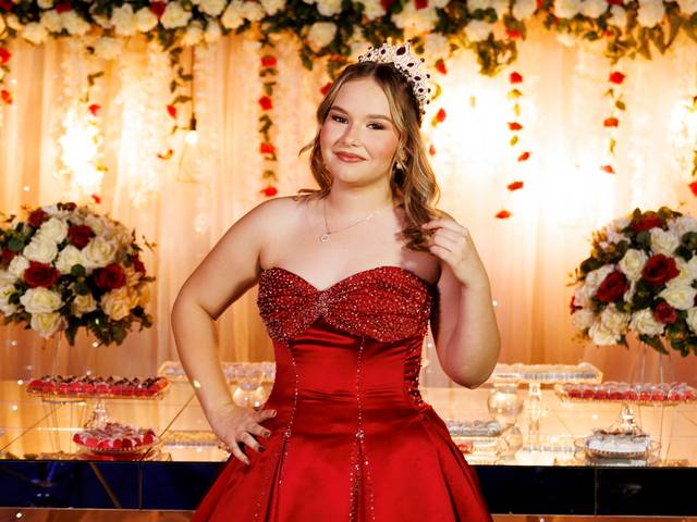 15 ANOS de LAURA