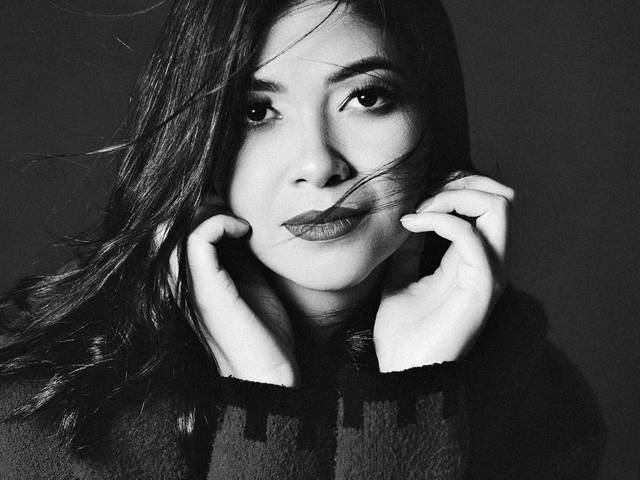 Feminino de Gisele Paiva