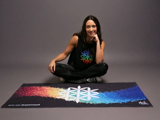 Profissional de Ensaio Mena