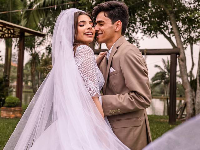 Dia do casamento de Larissa e Josué 