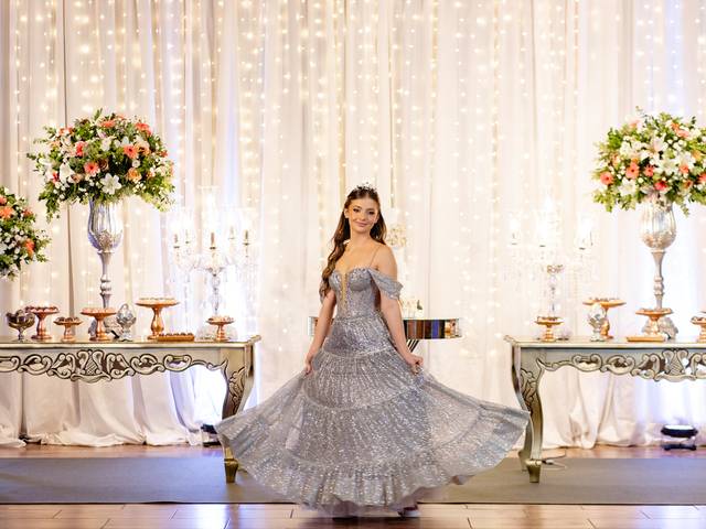 Quinze anos de Vitória S. C.