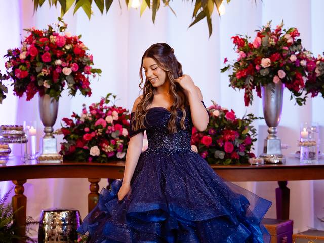 Quinze anos de Nicoly Pedro