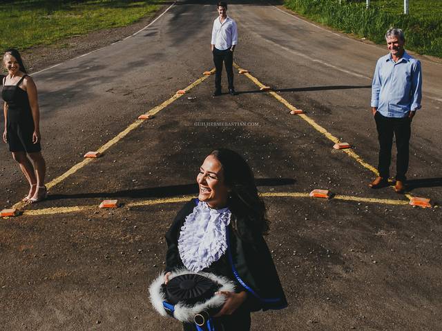 Sessão Fotográfica de Sessão Formatura | Giovana Roman