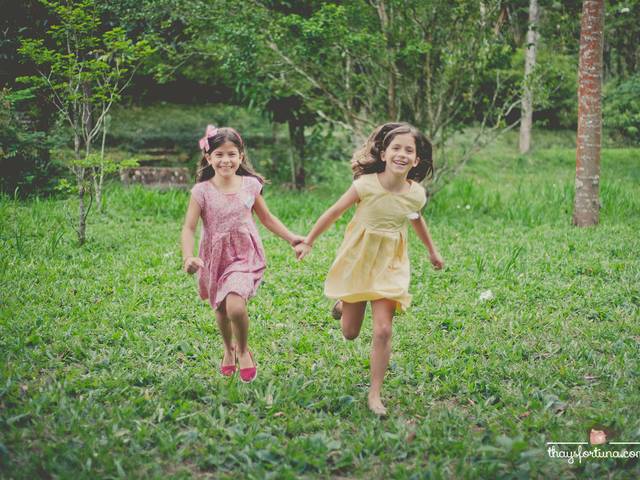 Família de O tempo não volta, o tempo muda, voa também... eternize o momento!