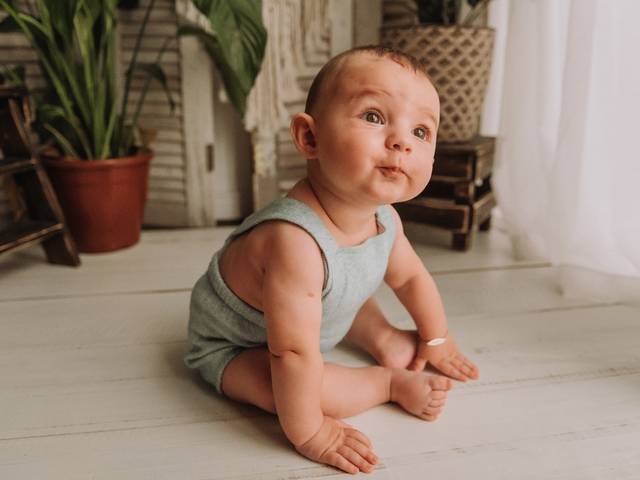 Acompanhamento  de HENRIQUE - 6 MESES