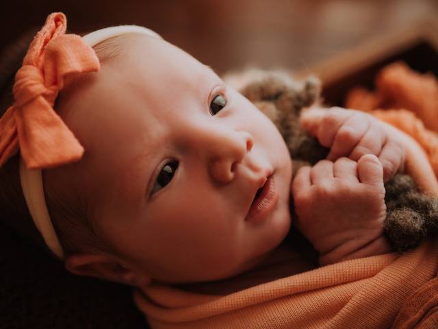 Newborn de NEWBORN-MELINDA