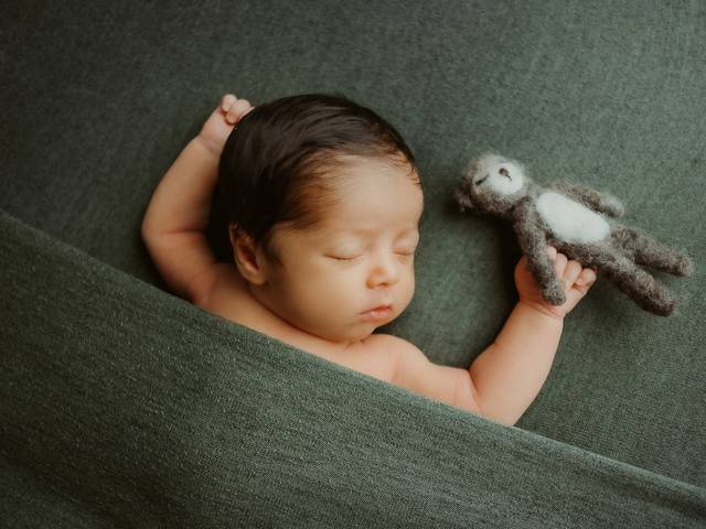 Newborn de LUIZ MIGUEL