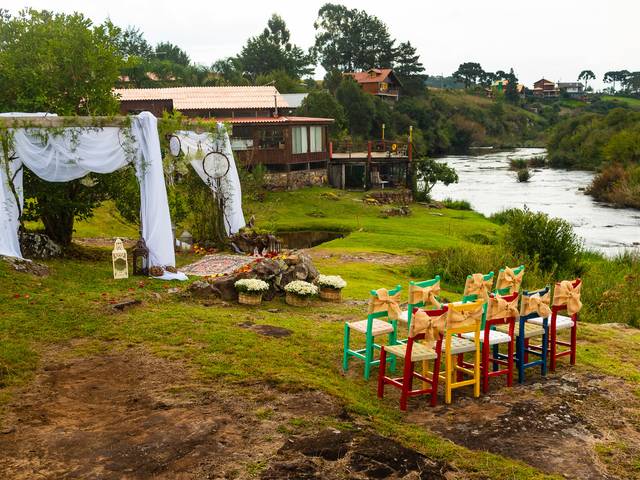 Casamentos de Mini Wedding para 12 pessoas vira experiência única na Serra Gaúcha