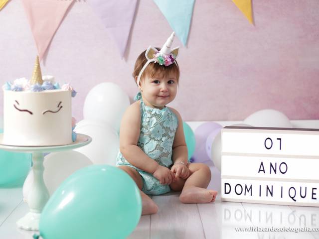 SMASH THE CAKE de DOMINIQUE