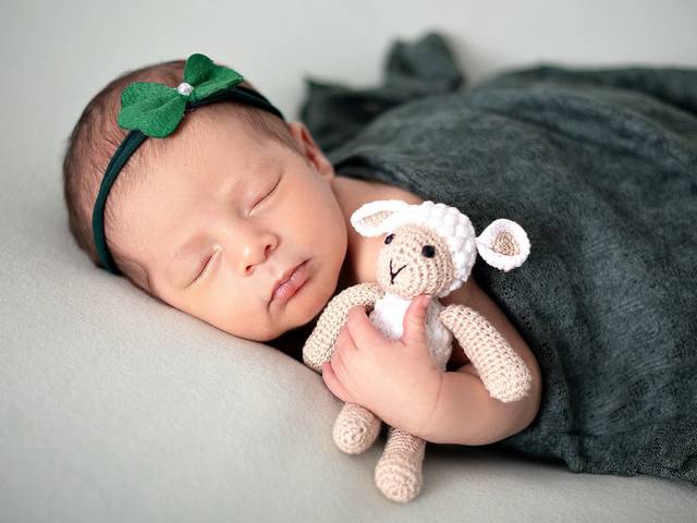 Newborn de Newborn Esther