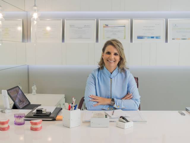 Retratos Corporativos de Ensaio Corporativo com a Dra. Caroline