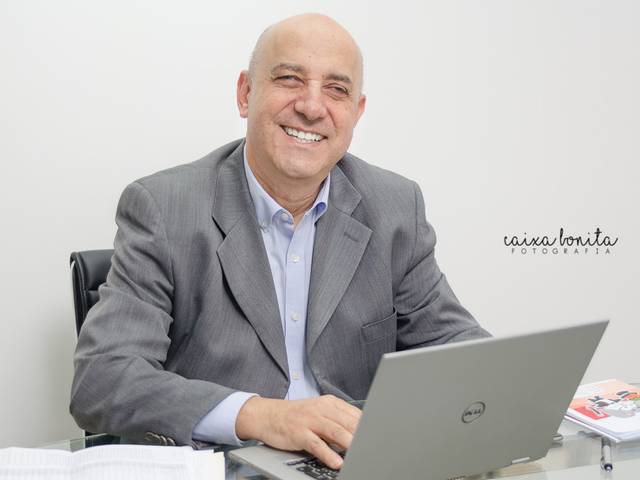 RETRATO CORPORATIVO de Perfil Profissional - Pedro Panos