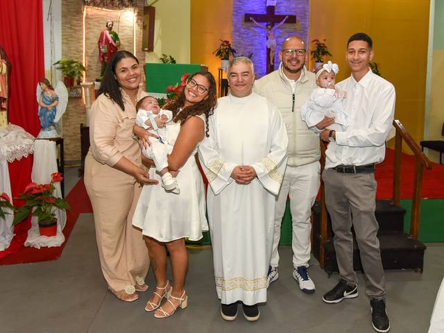 Festas e Eventos de Batizado dos Gêmeos Iogo e Cecília, Levi e Vitória