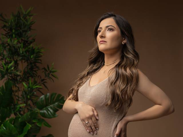 Maternity Session of TAMIRES WAITING CHLOE