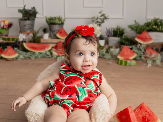 Milestone Session of Baby Louise`s milestone & sitter session
