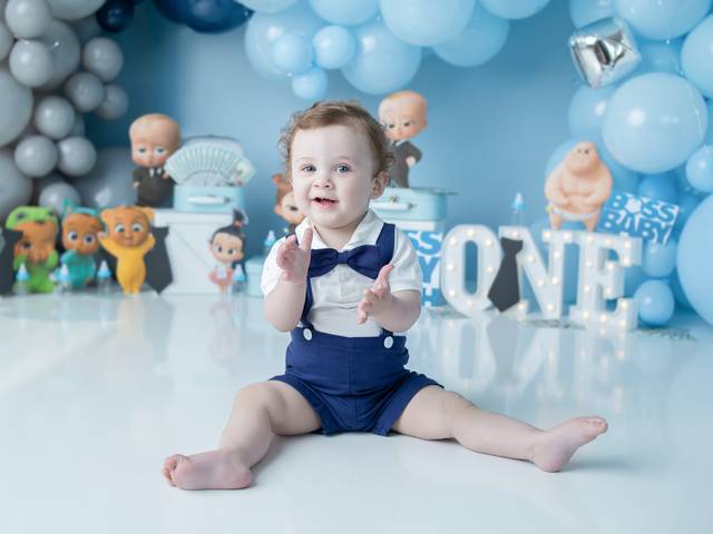 Cake Smash Session of Noahs Cake Smash Session