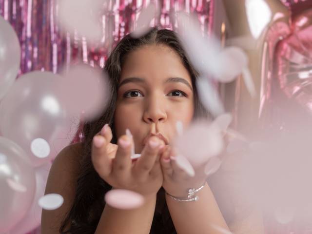 Family Session of Sarah's Fifteen