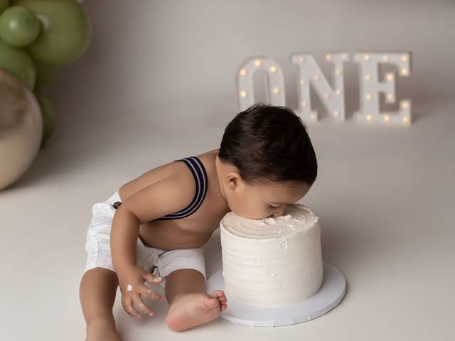 Cake Smash Session of Noah's Cake Smash
