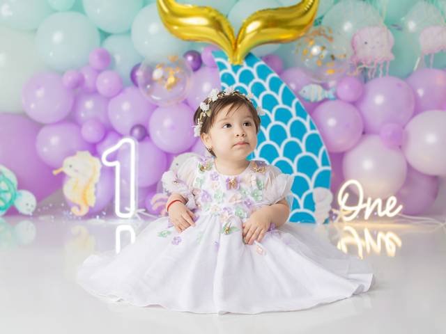 Cake Smash Session of Fiorella's Cake Smash