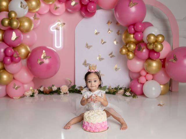 Cake Smash Session of Gianna`s Cake Smash 