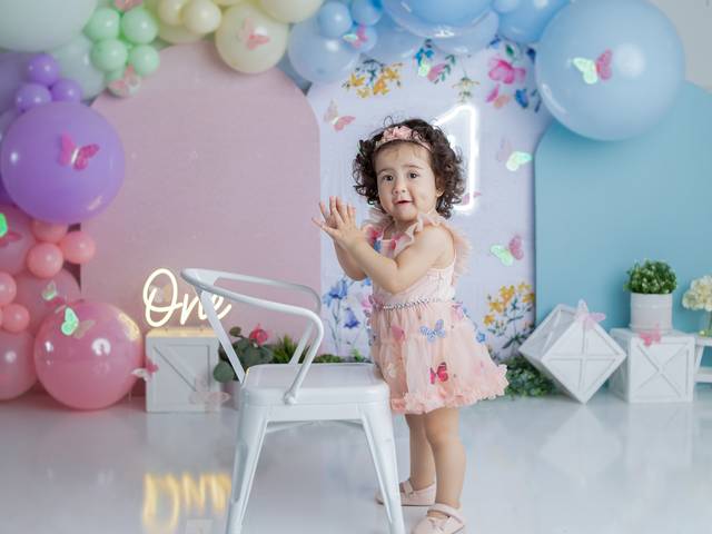 Cake Smash Session of Elisa`s Cake Smash