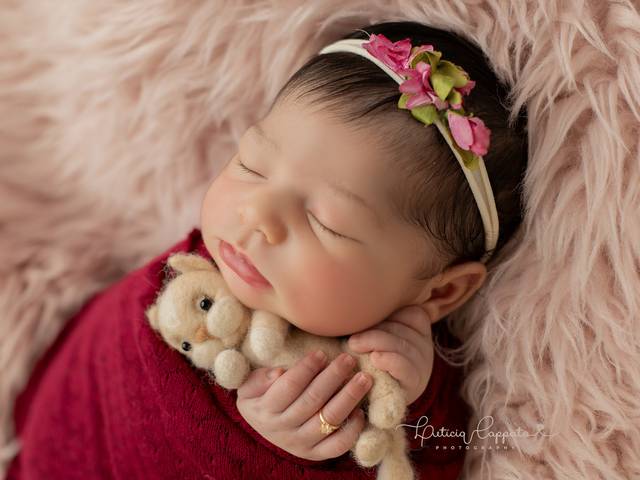 Newborn Session of Mickelly's Newborn Session