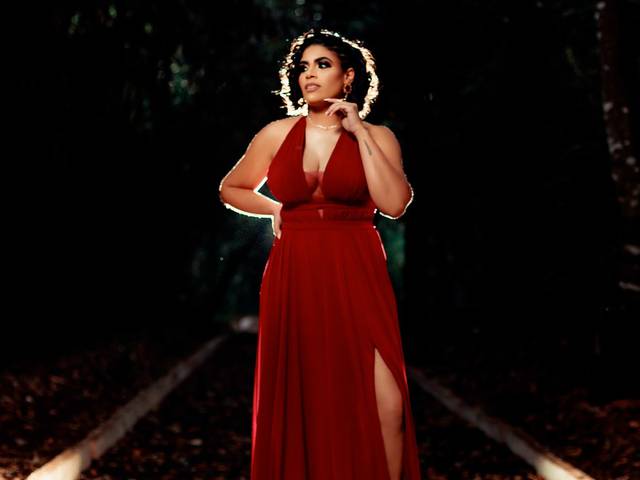 ENSAIOS FEMININOS de ENSAIO EDITORIAL - BIANCA MELONG 