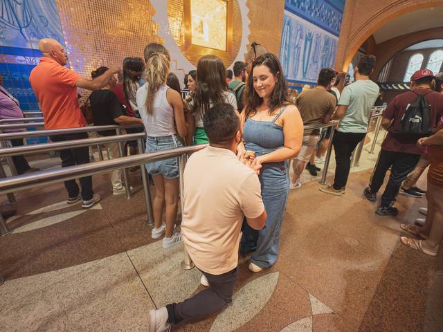 Pedidos de Casamento de Danilo e Thailaine - Pedido de Casamento no Santuário Nacional