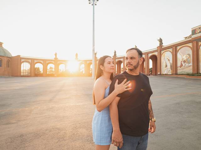 Pedidos de Casamento de Paulo e Nayara - Pedido de Casamento no Santuário Nacional