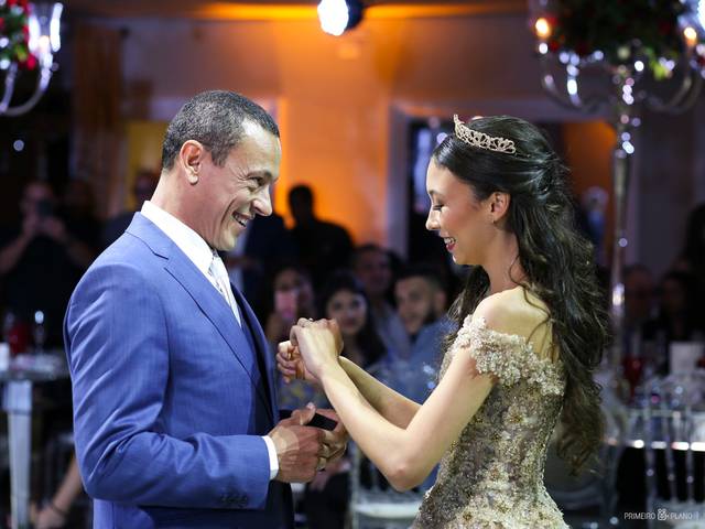 Debutante de BEATRIZ